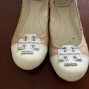 Tory Burch white and tan flats
